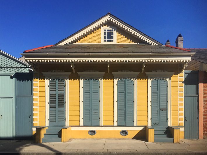 Bracket style double shotgun house with brackets in the French Quarter